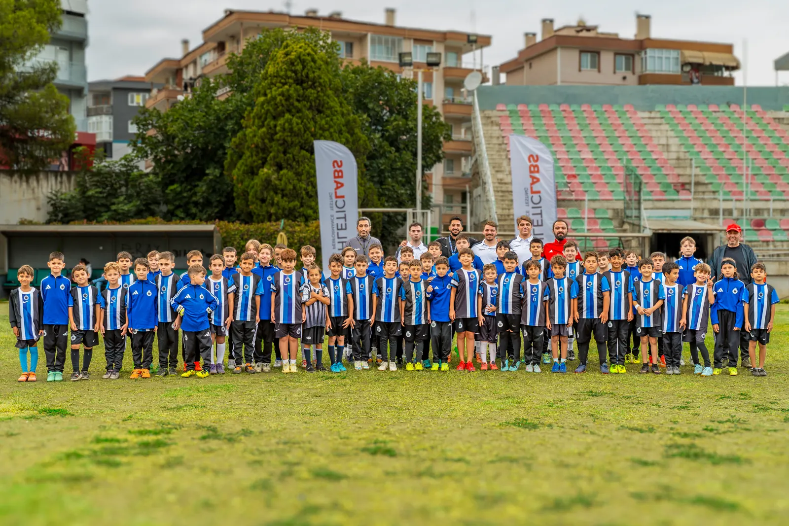 Athletic Labs ölçüm günü sonrası akademi sporcuları ve ekip